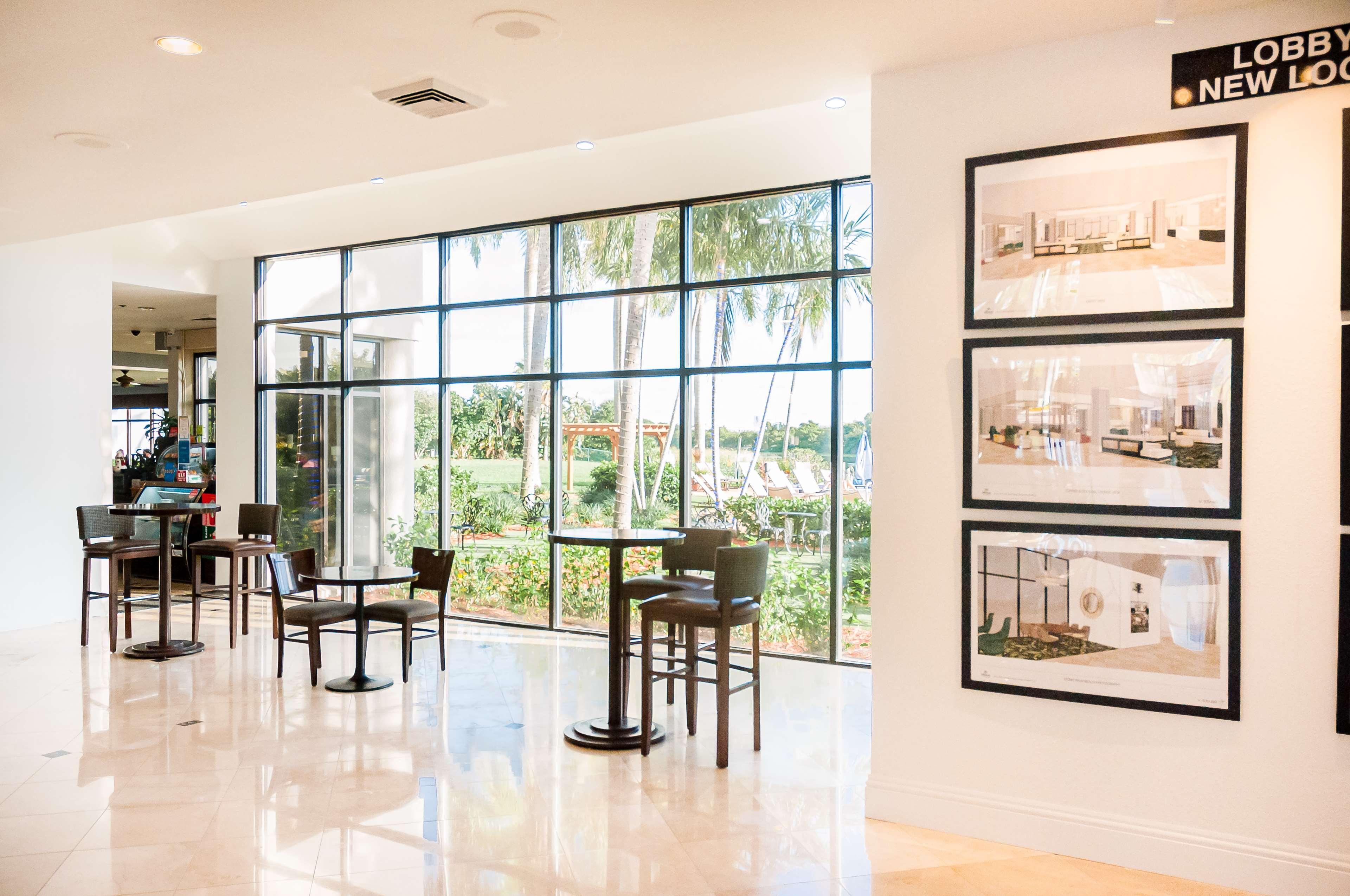 Hilton Palm Beach Pbi Cloud Lake Exterior foto
