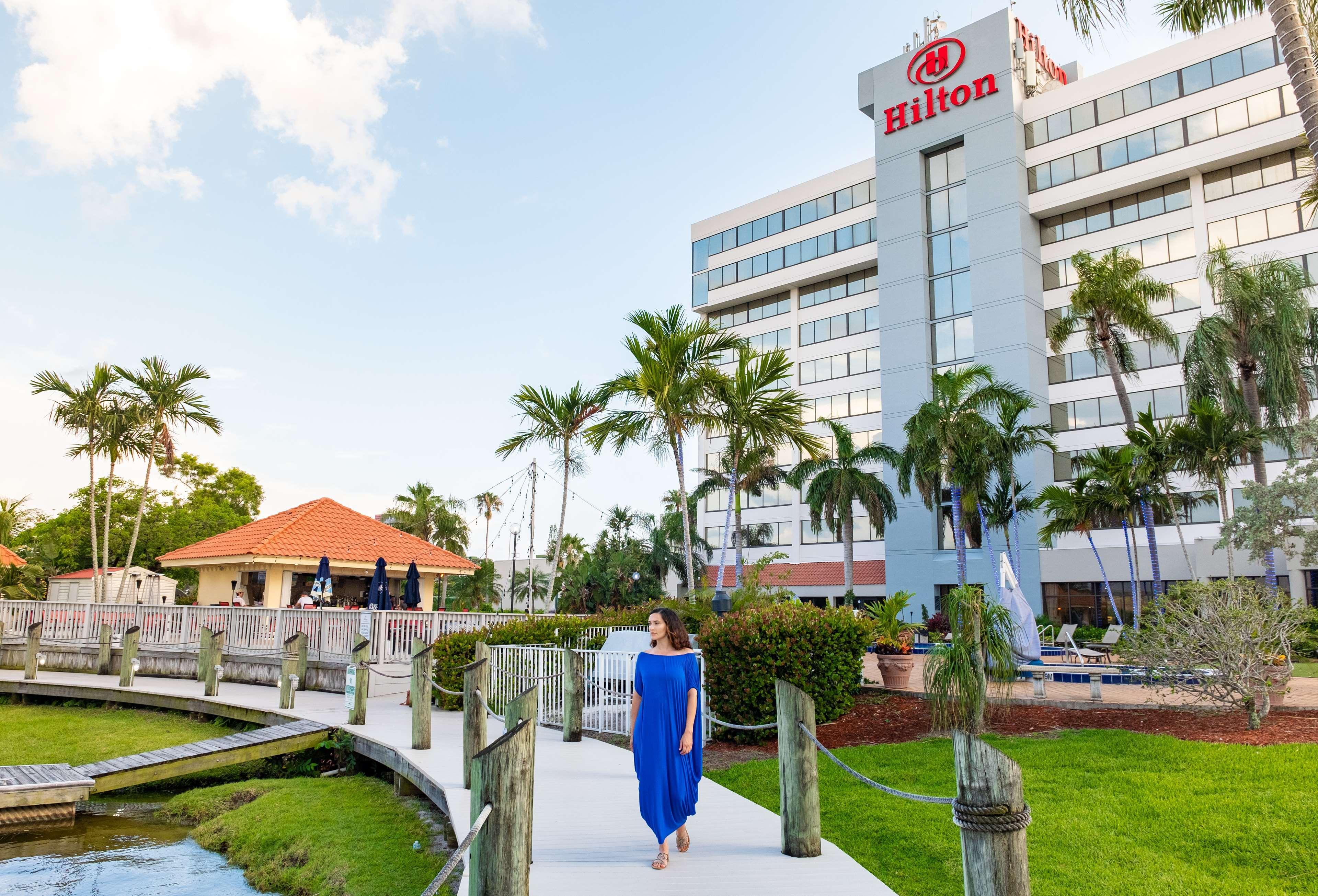 Hilton Palm Beach Pbi Cloud Lake Exterior foto