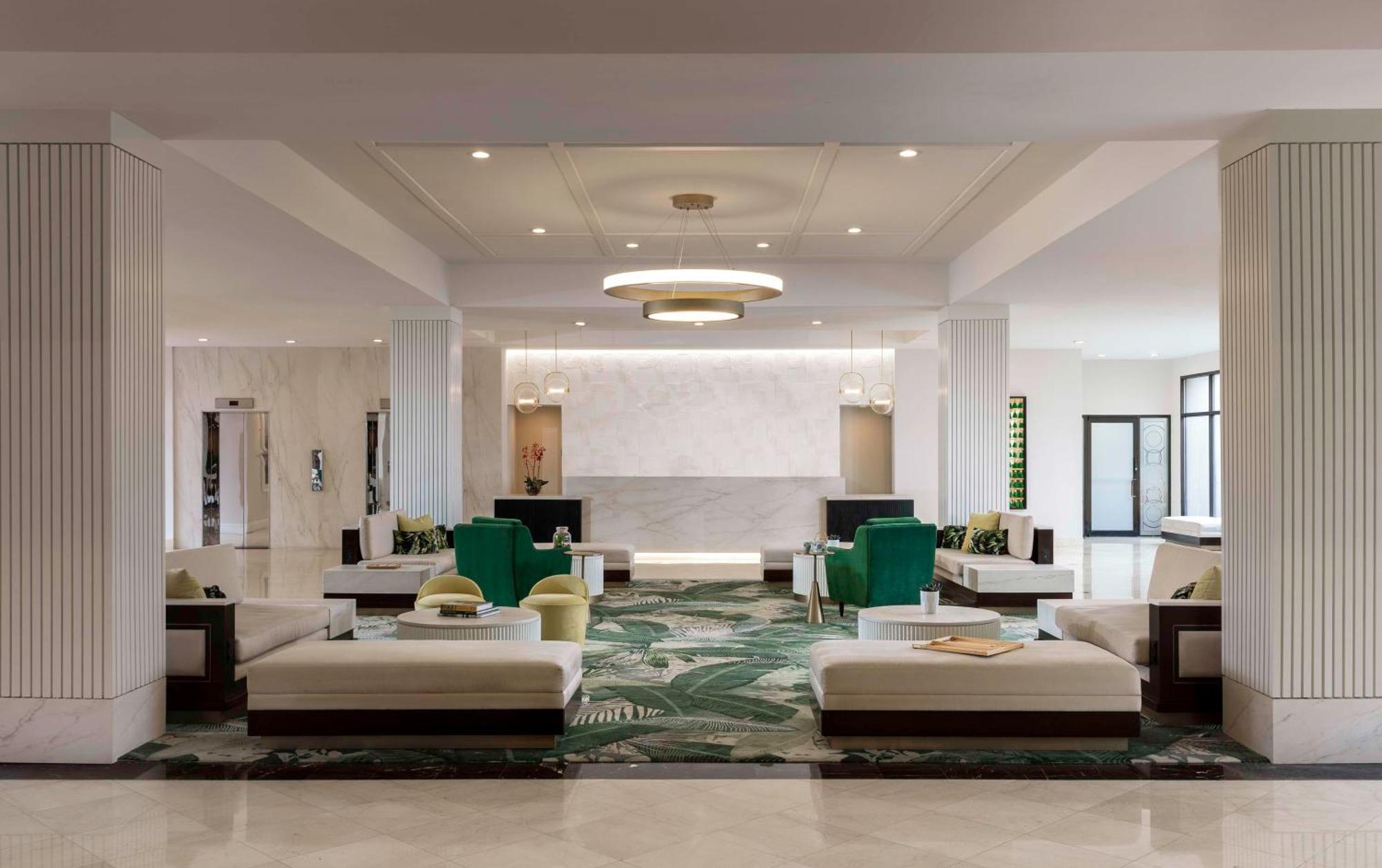 Hilton Palm Beach Pbi Cloud Lake Exterior foto